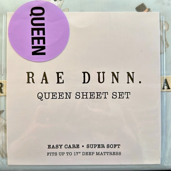 👻Rae Dunn Halloween Queen Sheet Set🦇 - Picture 2 of 5